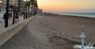 Atardecer en la playa de Miramar, Valencia