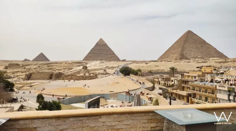 Pirámides vistas desde El Cairo