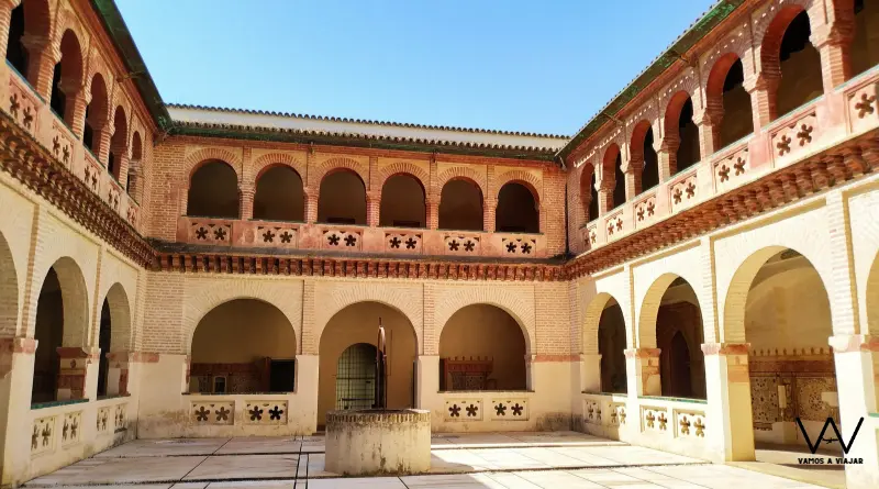Todo lo que debes saber antes de visitar el Monasterio de San Isidoro del Campo