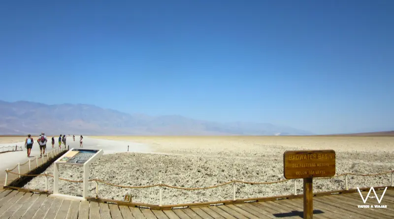 Badwater Basin una de las cosas que ver en el Valle de la Muerte o Death Valley